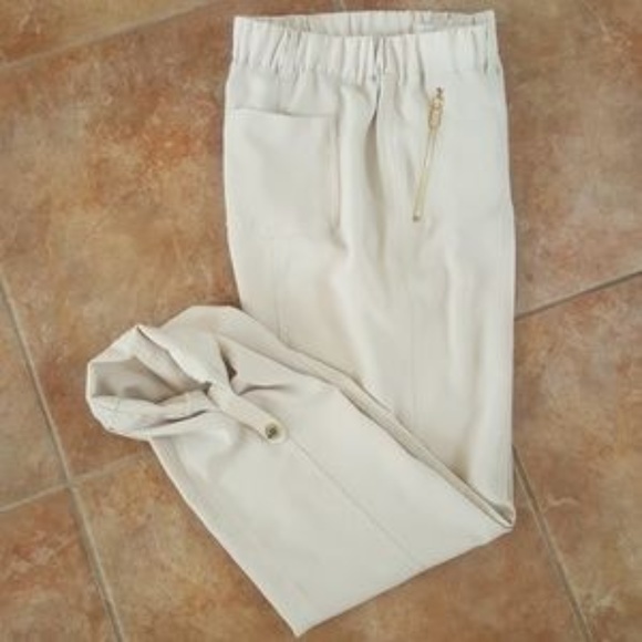Calvin Klein Pants - Calvin Klein pants light weight creme XS